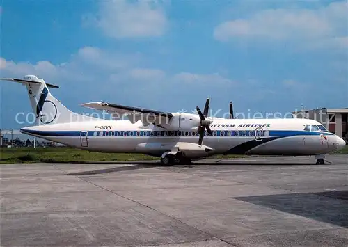 AK / Ansichtskarte Flugzeuge_Zivil Vietnam Airlines ATR 72 202 F OKVN c n 215 Flugzeuge Zivil