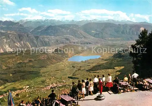 AK / Ansichtskarte Kaltern_Weinstrasse_Tirol Lago di Caldaro e Dolomiti visti dal Monte Penegal Dolomiten Kalterer See Kaltern_Weinstrasse_Tirol