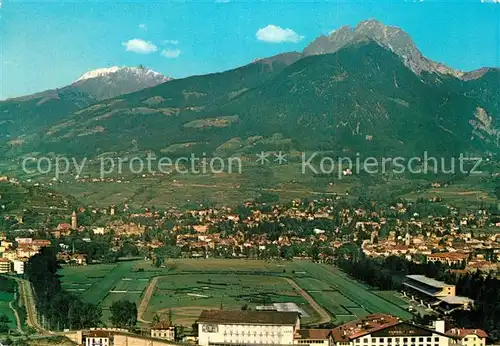 AK / Ansichtskarte Meran_Merano Panorama Blick auf die Pferderennbahn Meran Merano