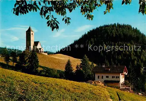 AK / Ansichtskarte Hafling Teilansicht mit Bergkirche Hafling