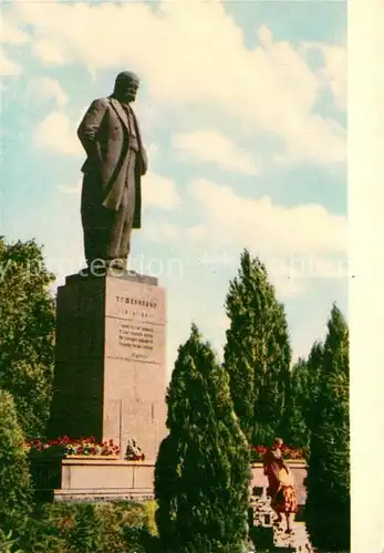 AK / Ansichtskarte Kiev Monument Shevchenko Kiev