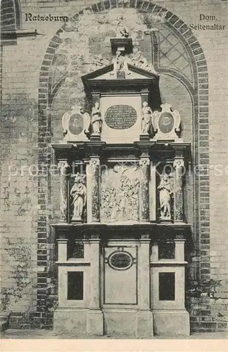 AK / Ansichtskarte Ratzeburg Dom Seitenaltar Ratzeburg