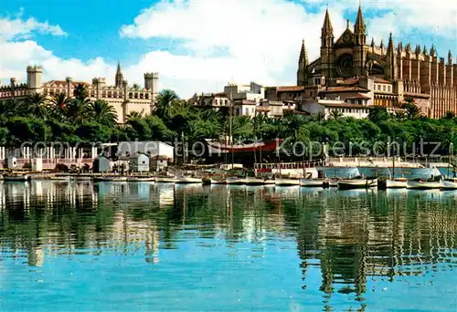 AK / Ansichtskarte Palma_de_Mallorca La Lonja y Catedral Boerse und Kathedrale Palma_de_Mallorca