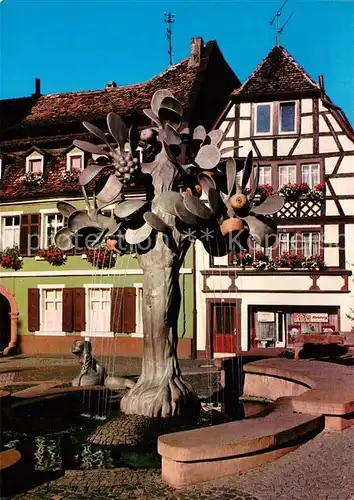 AK / Ansichtskarte Neustadt_Weinstrasse Brunnen am Kartoffelmarkt Altstadt Fachwerkhaus Neustadt_Weinstrasse
