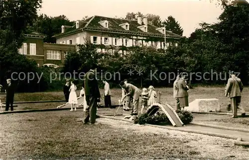 AK / Ansichtskarte Bad_Salzhausen Kleingolfplatz und Kurhaus Bad_Salzhausen