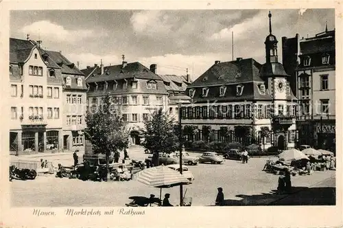 AK / Ansichtskarte Mayen Marktplatz und Rathaus Mayen