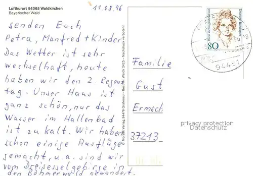 Waldkirchen_Niederbayern Marktplatz Brunnen Figuren Waldkirchen Niederbayern