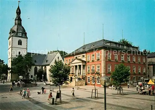Detmold Marktplatz mit Rathaus und Erloeserkirche Detmold