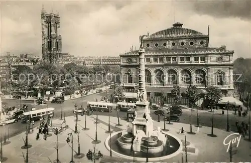 Paris Place du Chatelet et tour Saint Jacques Paris