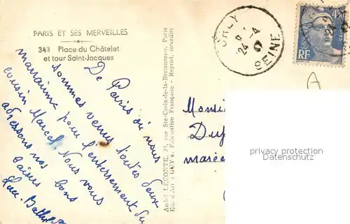 Paris Place du Chatelet et tour Saint Jacques Paris