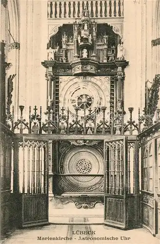 Luebeck Astronomische Uhr in der Marienkirche Luebeck