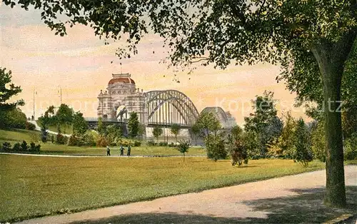 Duesseldorf Hofgarten Rheinbruecke Duesseldorf