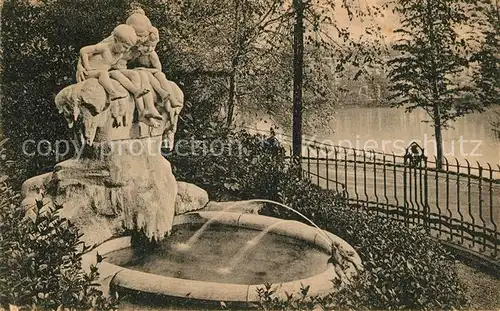 Duesseldorf Maerchenbrunnen Blondatbrunnen Duesseldorf