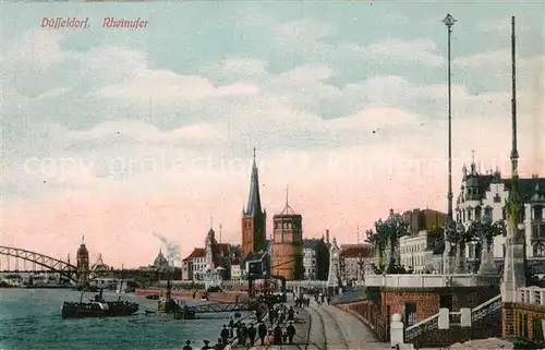 Duesseldorf Rheinufer Bootsanleger Dampfer Duesseldorf