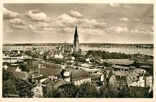 Schleswig_Holstein Stadtpanorama mit Dom Blick ueber die Schlei Schleswig_Holstein