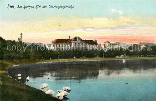 Kiel Am kleinen Kiel mit Oberlandesgericht Schwaene Kiel