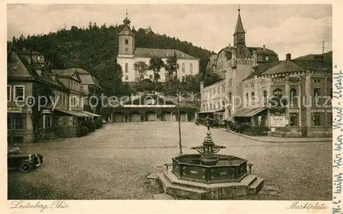 AK / Ansichtskarte Leutenberg_Thueringen Marktplatz Brunnen Leutenberg Thueringen