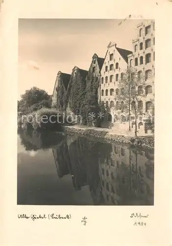 AK / Ansichtskarte Luebeck Alte Giebel an der Trave Luebeck