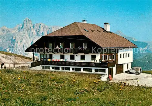 AK / Ansichtskarte Corvara_Pustertal_Suedtirol Albergo Alpino verso Sass Songher Corvara_Pustertal