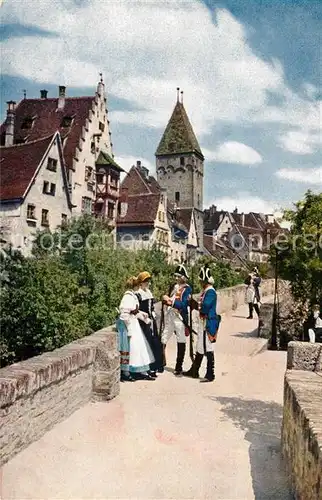 AK / Ansichtskarte Ulm_Donau Stadtmauer Altstadt Trachtengruppe mit Offizieren Metzgerturm Ulm_Donau