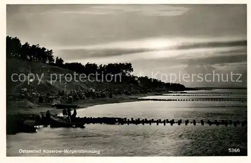 AK / Ansichtskarte Koserow_Ostseebad_Usedom Morgenstimmung Strand Koserow_Ostseebad_Usedom