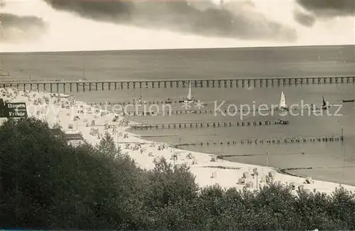 Groemitz_Ostseebad Strandpartie Seebruecke Groemitz_Ostseebad
