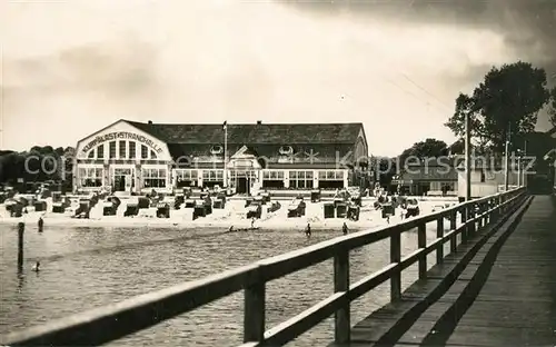 Groemitz_Ostseebad Strand Kurpalast Strandhalle Groemitz_Ostseebad