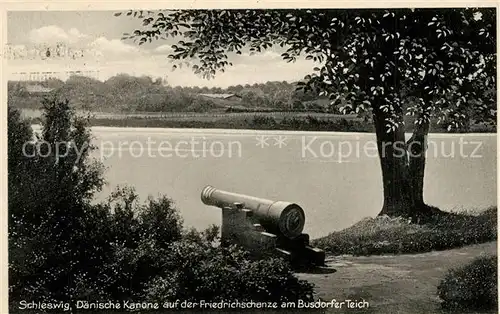 Schleswig_Schlei Daenische Kanone auf der Friedrichschanze am Busdorfer Teich Schleswig_Schlei