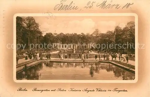 Berlin Rosengarten mit Statute Kaiserin Auguste Viktoria im Tiergarten Berlin