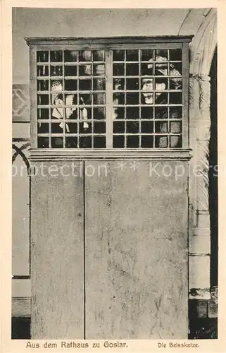 AK / Ansichtskarte Goslar Aus dem Rathaus zu Goslar Die Beisskatze Goslar