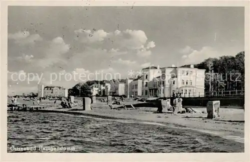 AK / Ansichtskarte Heiligendamm_Ostseebad Strand Hotels Heiligendamm_Ostseebad