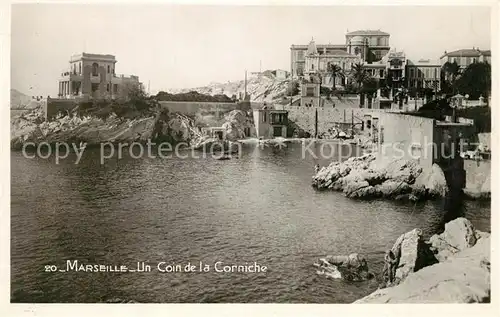 AK / Ansichtskarte Marseille_Bouches du Rhone Un coin de la Corniche Cote d Azur Marseille