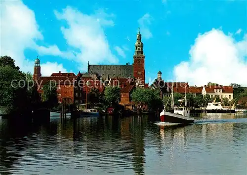 AK / Ansichtskarte Leer_Ostfriesland Hafen und Rathaus Leer_Ostfriesland