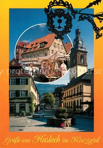 AK / Ansichtskarte Haslach_Kinzigtal Marktplatz Brunnen Kirche Tuerschild Haslach_Kinzigtal