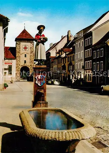 AK / Ansichtskarte Villingen Schwenningen Trachtenbrunnen mit Bickentor Villingen Schwenningen