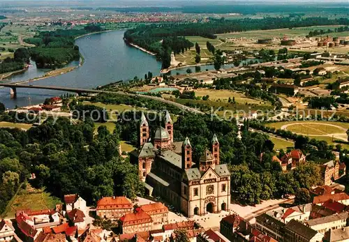 AK / Ansichtskarte Speyer_Rhein Kaiserdom Weltkulturdenkmal Kathedrale Paepstliche Basilika 11. Jhdt. Fliegeraufnahme Speyer Rhein