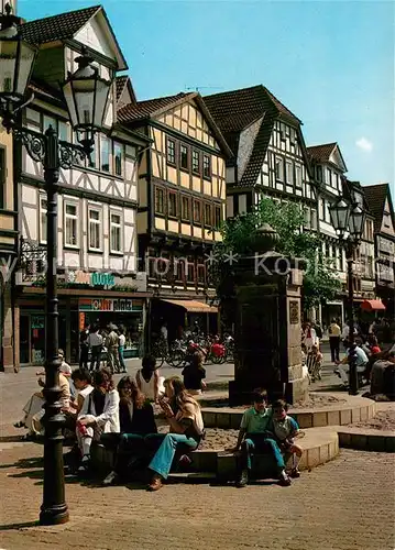 AK / Ansichtskarte Hann._Muenden Lange Strasse Brunnen Fachwerkhaeuser Fussgaengerzone Hann. Muenden