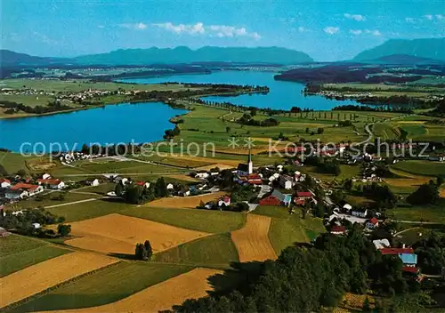 AK / Ansichtskarte Taching_See Tachinger See Waginger See Salzkammergutberge Untersberg Fliegeraufnahme Taching See