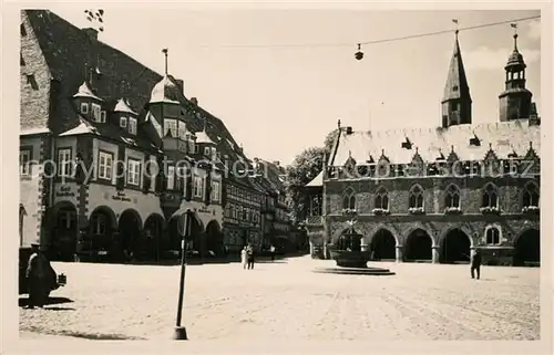 AK / Ansichtskarte Goslar Hotel Kaiserworth Marktplatz Brunnen Goslar