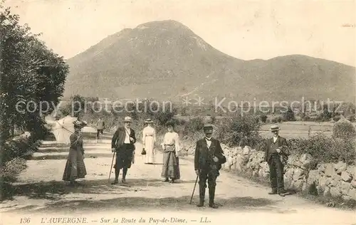 AK / Ansichtskarte Auvergne_Region Sur la Route du Puy de Dome Auvergne Region