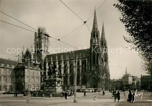 AK / Ansichtskarte Rouen Place de lHotel de Ville Eglise St Ouen Rouen