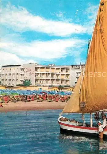 AK / Ansichtskarte Cervia Hotel Miami Strand Fischerboot Cervia