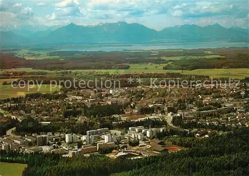 AK / Ansichtskarte Traunreut Chiemsee Alpenpanorama Fliegeraufnahme Traunreut