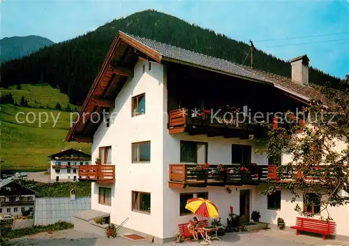 AK / Ansichtskarte Berwang_Tirol Gaestehaus Berg Hof Berwang Tirol