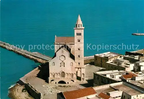 AK / Ansichtskarte Trani Fliegeraufnahme Kathedrale Romanica Trani