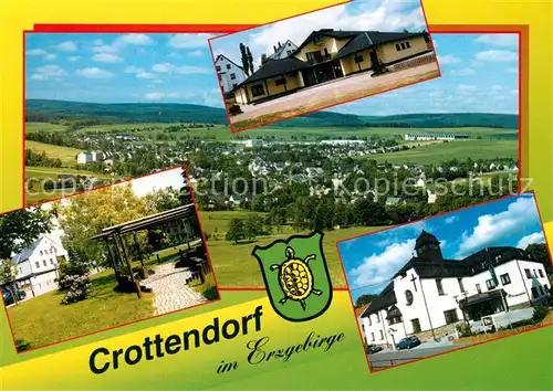 AK / Ansichtskarte Crottendorf_Erzgebirge Panorama Mehrzweckgebaeude Sportplatz Markt Kirche Wappen Crottendorf Erzgebirge