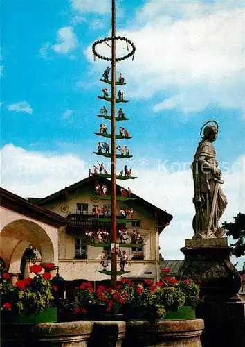 AK / Ansichtskarte Prien_Chiemsee Maibaum Gasthaus Denkmal Prien Chiemsee