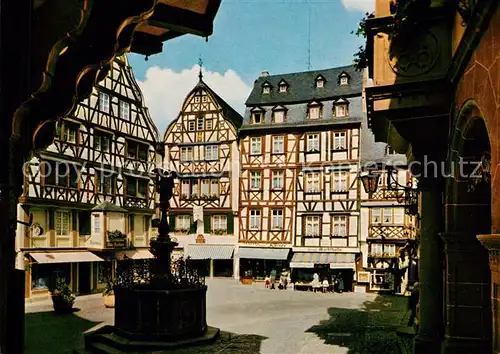 AK / Ansichtskarte Bernkastel Kues Marktplatz Bernkastel Kues