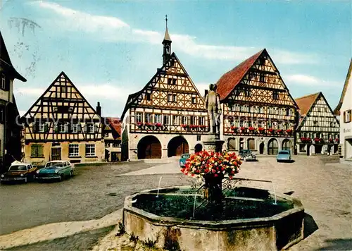 AK / Ansichtskarte Dornstetten_Wuerttemberg Marktplatz mit Brunnen Dornstetten_Wuerttemberg