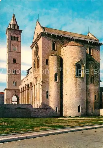 AK / Ansichtskarte Trani Romantische Kathedrale mit Glockenturm Trani